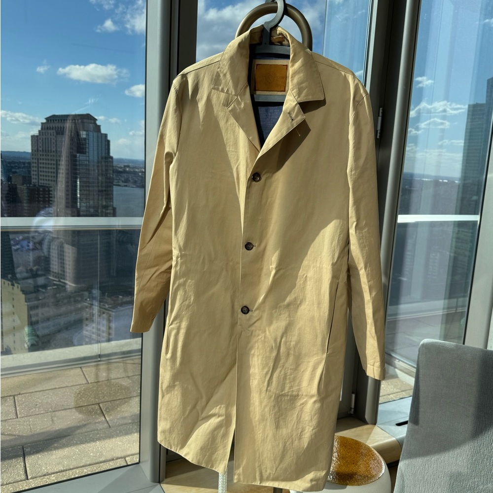 Luciano Barbera Classic Men’s Single-Breasted Beige Trench Coat